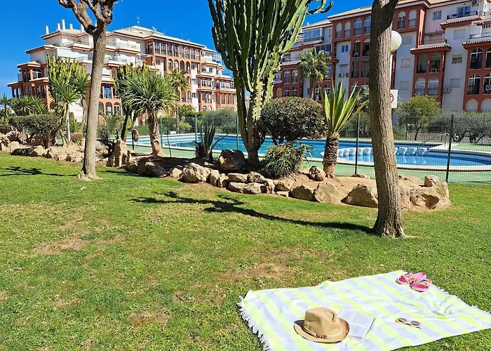 House With Palm Tree * Torrevieja